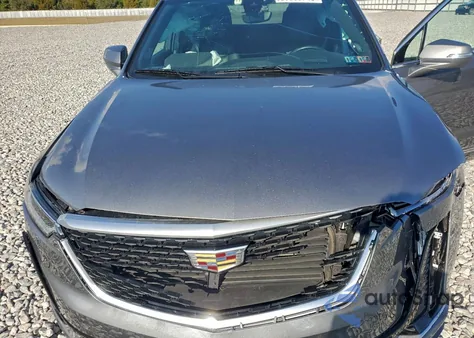 2021 Cadillac Xt6 Platinum Premium Luxury z USA, uszkodzony, nr VIN 1GYKPFRS5MZ115507